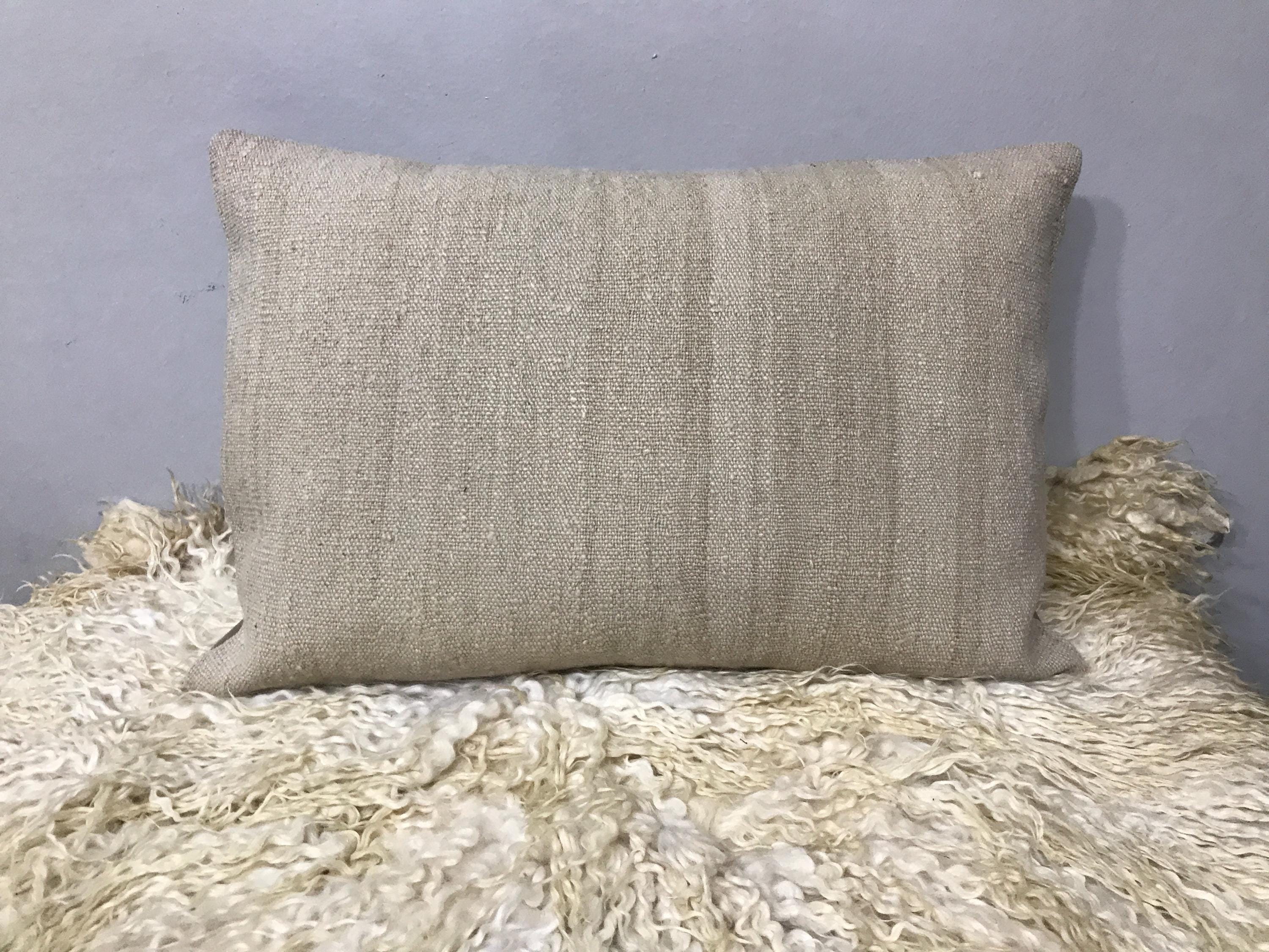 ヴィンテージキリムクッションカバー 16x24：トルコウール枕 - Etsy 日本