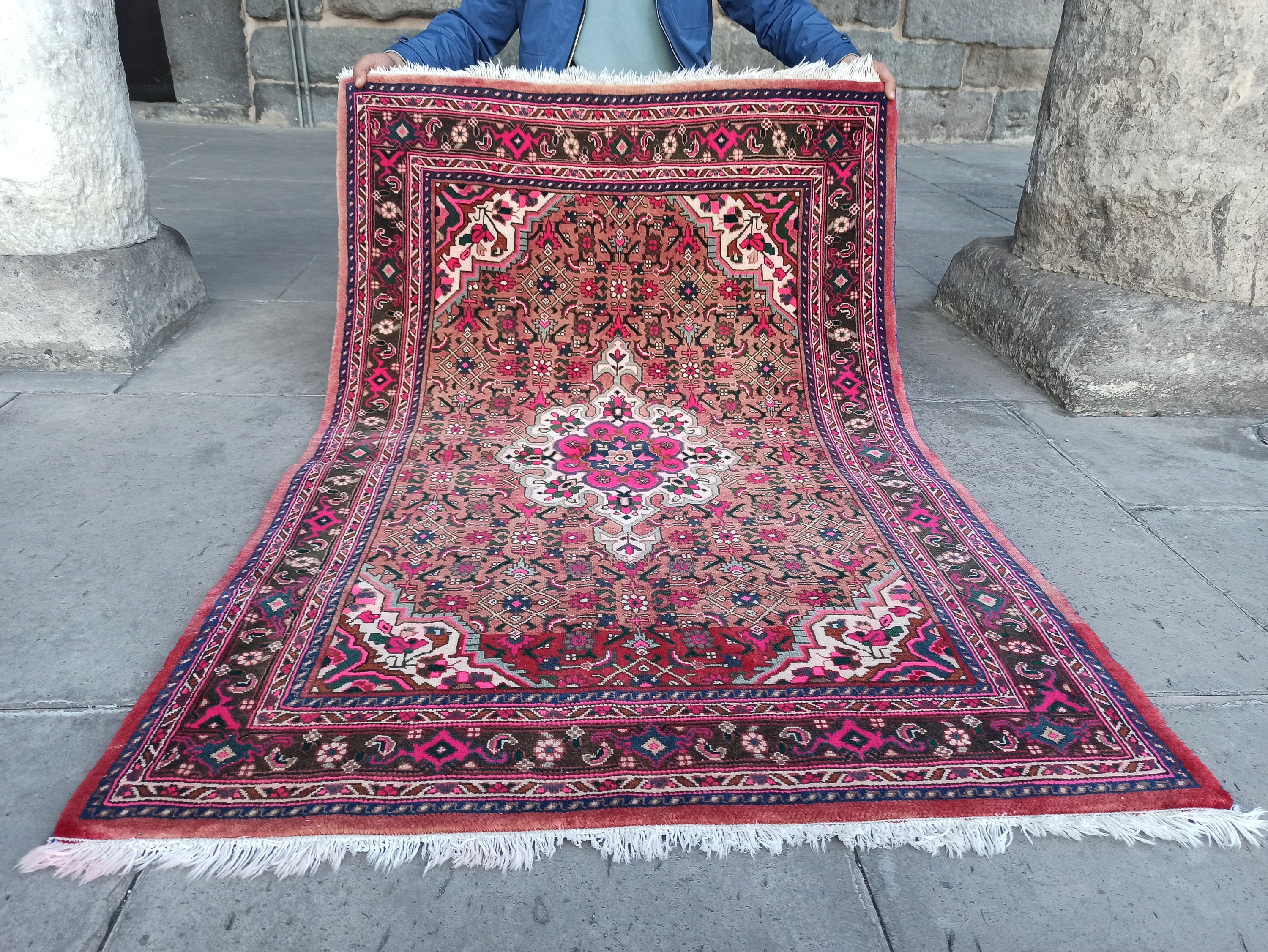 140.5×225\"Sugar plum”ViNTAGE TURKiSH RUG Vintage Turkish Mini Rug 1.6'x3' - No. 671 – Velvet & Shag