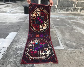 Geometric Turkish Wool Rug: Vintage Boho Entryway Carpet (1.5x4.3 ft)