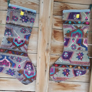 Vintage Patchwork Weihnachtsstrumpf: Handgewebte Wolle Dekor