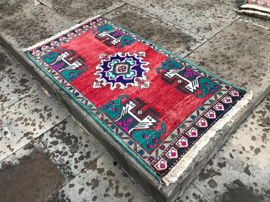 Scorpion Patterned Turkish Mini Rug: Handmade Wool Tribal Decor - Etsy