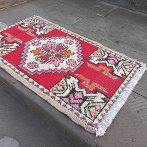 Red Turkish Bathmat Rug: Handwoven Wool Mini Rug (2x3)