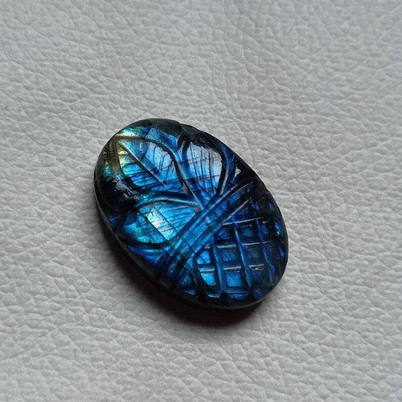 Oval Shape Labradorite Cabochon Mughal Carving Multi Flashy Carving Labradorite Gemstone Size 21*31*9mm Weight 49Cts Jewelry Gemstone
