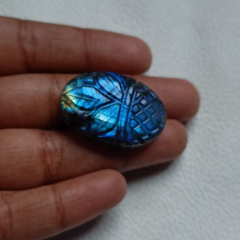 Oval Shape Labradorite Cabochon Mughal Carving Multi Flashy Carving Labradorite Gemstone Size 21*31*9mm Weight 49Cts Jewelry Gemstone