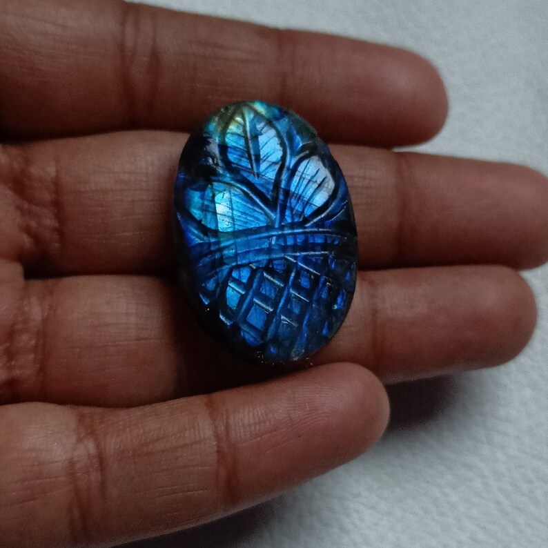 Oval Shape Labradorite Cabochon Mughal Carving Multi Flashy Carving Labradorite Gemstone Size 21*31*9mm Weight 49Cts Jewelry Gemstone