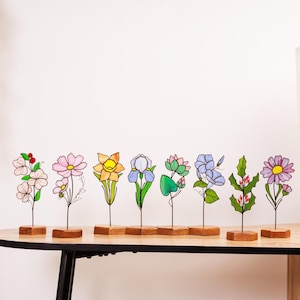 Stained Glass Flower Plant Stake Birthday Gift for Mom Birth Flower Set August Birthday Gift for Her Window Decor