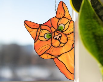 Peeking Stained Glass Cat, Decorative Ginger Suncatcher, Artistic Eye-catching Pet Decor, Handcrafted Elegant Kittie, Christmas Gift for Mom