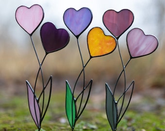 Stain glass 3 hearts plant stake