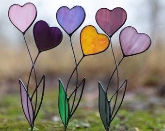 Handmade Stained glass Plant stakes, Unique Eye-catching Heart Garden Stakes, Decorative Stake, Indoor Plants Suncatcher, Mothers Birthday