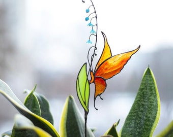 Butterfly Suncatcher and Stained Glass Plant Stakes - Butterfly On The Leaf Window Hangings -  Plant Mom Gift - Garden Stakes On Metal Rod