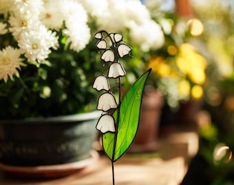 Stained Glass Lily of the Valley Flower, Custom Birthday Gift May Birthday, Birth Flower Set Gift for Her, Gemini Birthday Gift