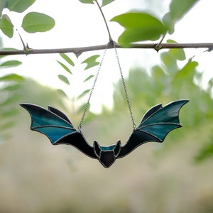 Gothic Bat Suncatcher Home Decor, Handmade Stained Glass Bat Window Hangings, Unique Halloween Window Decoration