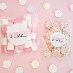 Favour Sweet Bags with Personalised Stickers - Sweet Bag Favours - Wedding, Engagement, Anniversary, Birthday Party, Hen Party, Baby Shower