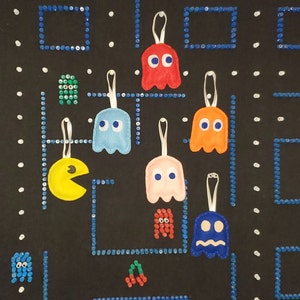 Felt Pac-Man & Ghosts, Set of 6 Mini Felt Stuffies, Pacman and 5 Ghosts, Blinky, Pinky, Inky, Clyde, Christmas Tree Ornament or Toy