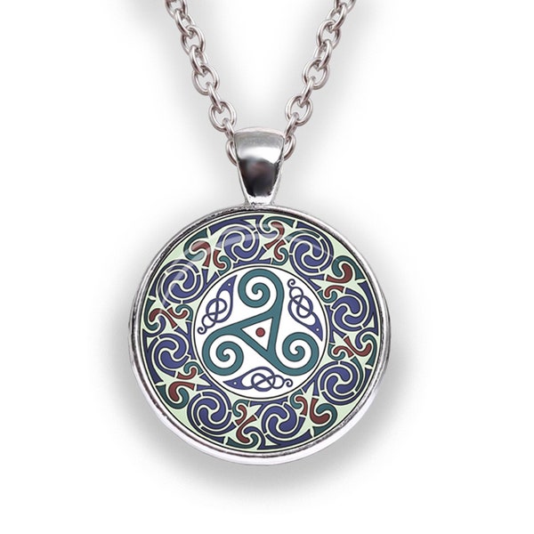 Celtic Triskelion necklace, Triskelion jewelry, Celtic jewelry, Celtic pendant, Triskelion pendant, Irish necklace, Celtic ornament