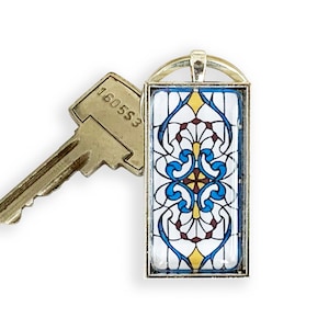 Art Nouveau keychain, Portugal gift, Keyring for women, Blue and white Portuguese tile keychain, Geometric keyring, Portuguese gifts