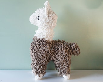 Lindsay Llama Crochet Pattern (PDF Instant Download)