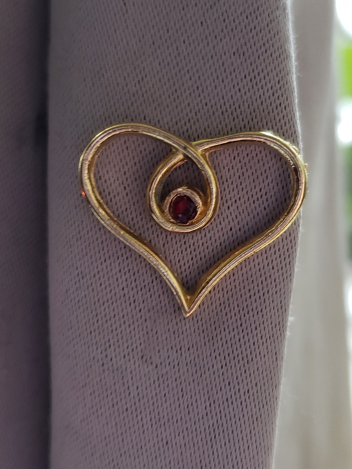 Gold Plated Heart Lapel Pin. This Simple Heart Pin Has a Small Glass
