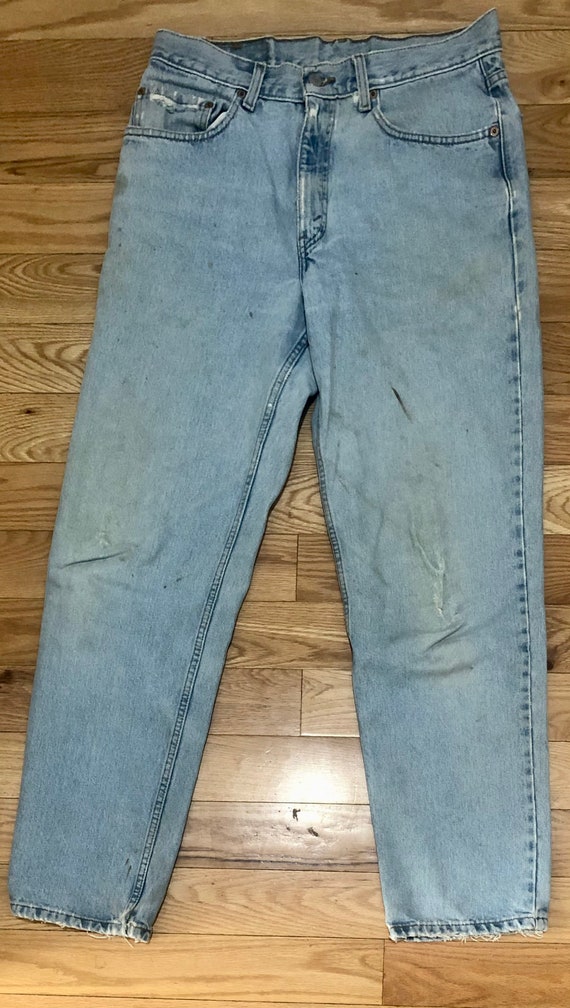 Vintage Levi's 550 light wash 33x32