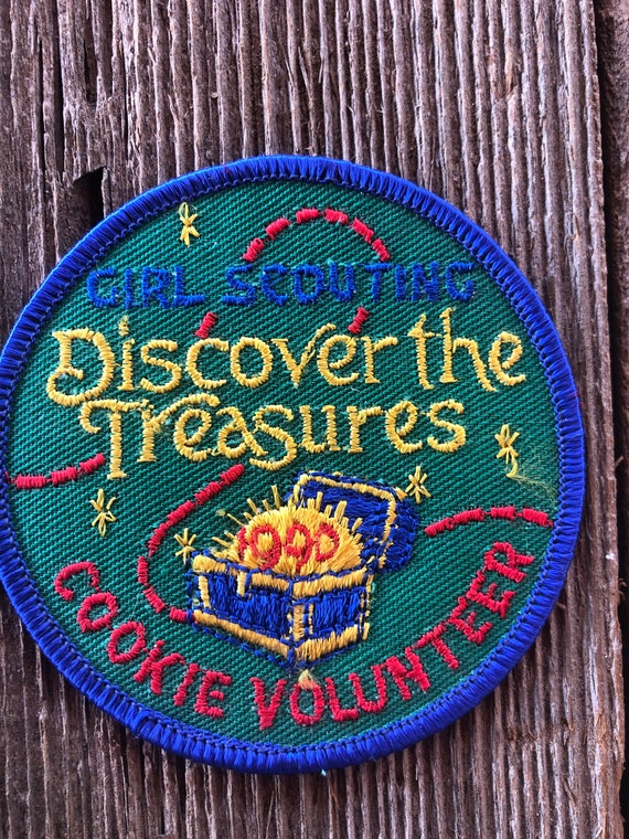 Vintage Girl Scout patch "cookie volunteer" 1990 Gem