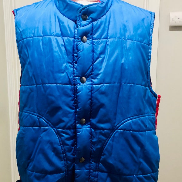 Vintage Sears puffy vest- size medium blue and red