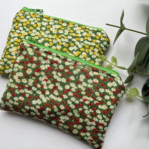 Coin purse/ card pouch - poppy/daisy or daffodil/daisy fabric