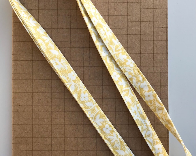 Lemon floral skinny fabric lanyard