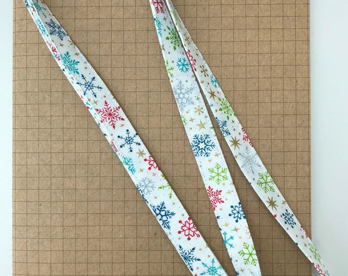 White snowflake fabric lanyard