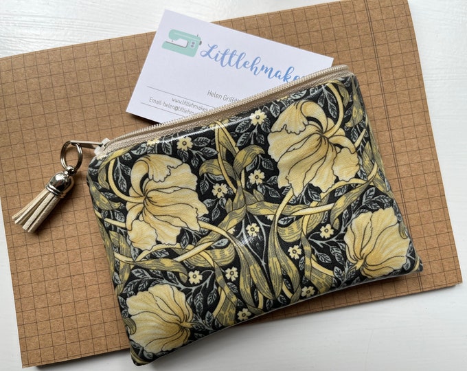 Coin purse/ card pouch - William Morris Pimpernel Cream oilcloth fabric