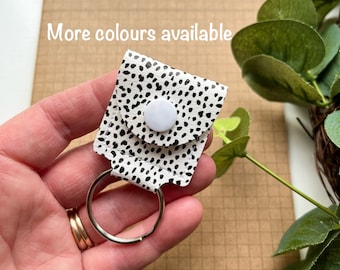 Faux Leather Keychain Ring Holder: Guitar Pick Coin Purse