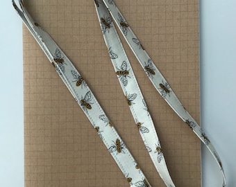 Bee dove grey skinny fabric lanyard