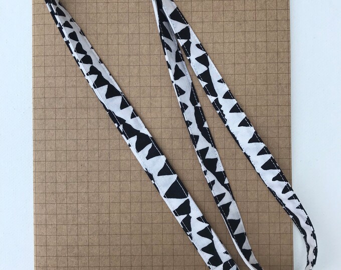 Shark teeth fabric lanyard