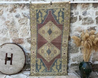 Tappeto vintage 4x7, tappeto turco, tappeto rosso, tappeto anatolico, tappeto fatto a mano, tappeto da camera da letto, tappeto sparso, tappeto piccolo, tappeto da ingresso, tappeto Oushak, 3'9" x 7'