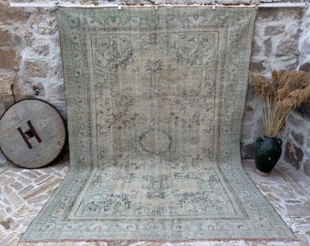 8x11 Vintage Rug, Turkish Rug, Beige Rug, Oversized Rug, Living Room Rug, Antique Rug, Oushak Rug, Bedroom Rug, Office Rug, 7'10" x 10'10"