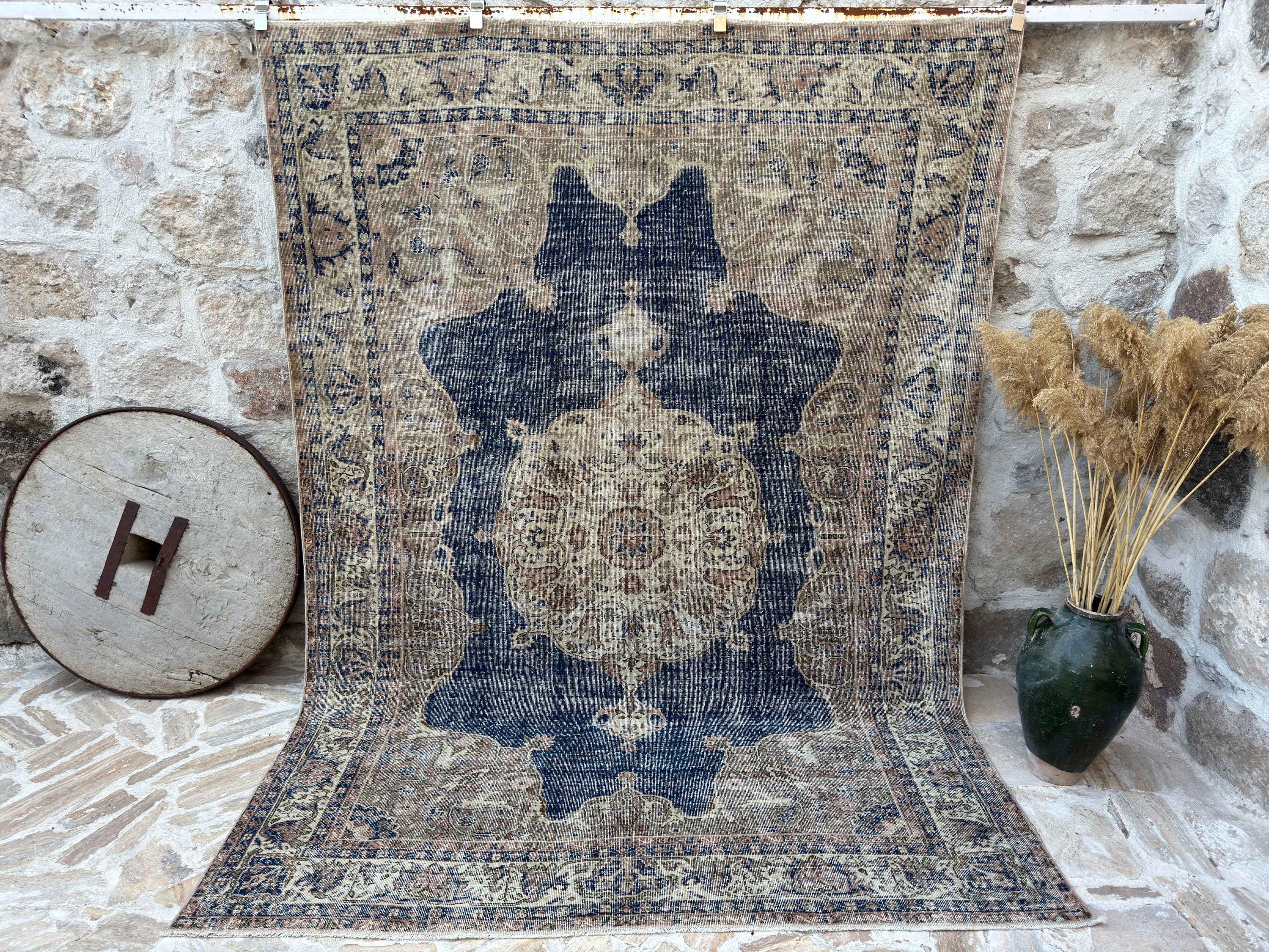 手織りトルコ絨毯 7x9.5フィート：ブルー＆ベージュウールヴィンテージ