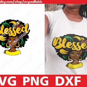 Puede incluir: Un diseño digital que presenta a una mujer con un peinado afro. El afro está decorado con colores verde, amarillo y rojo. La palabra "Blessed" está escrita en letras amarillas sobre la cabeza de la mujer.