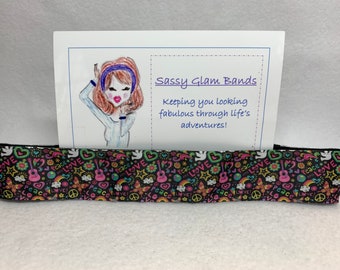 Hippie pattern - peace signs, doves, rainbows, hearts, butterflies, and guitars on grosgrain  1.5" width headband