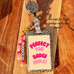 Personalized Mom or Grandma Glass Beaded Keychain/ Bag Charm: Gift Ideas for Moms!