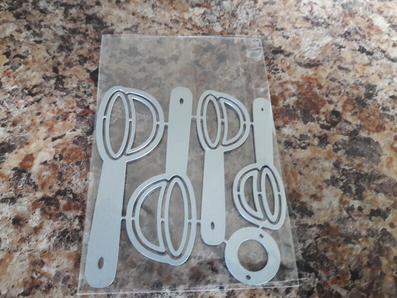 Thin Metal Die Set Measuring Spoons 5pc Set