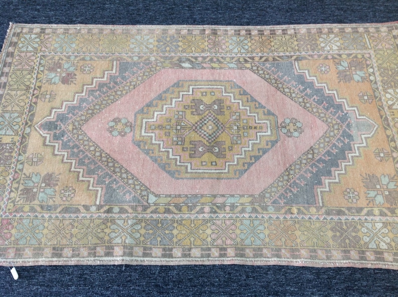 area rug wool rug Turkish rug vintage rug bohemian rug 3.6 x 5.10 ft handmade rug boho rug colorful rug rug red rug nomadic rug