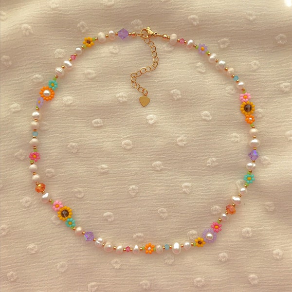 Posie Necklace | Delicate Colorful Flower Necklace | Dainty Seed Bead Choker | Pearl Necklace