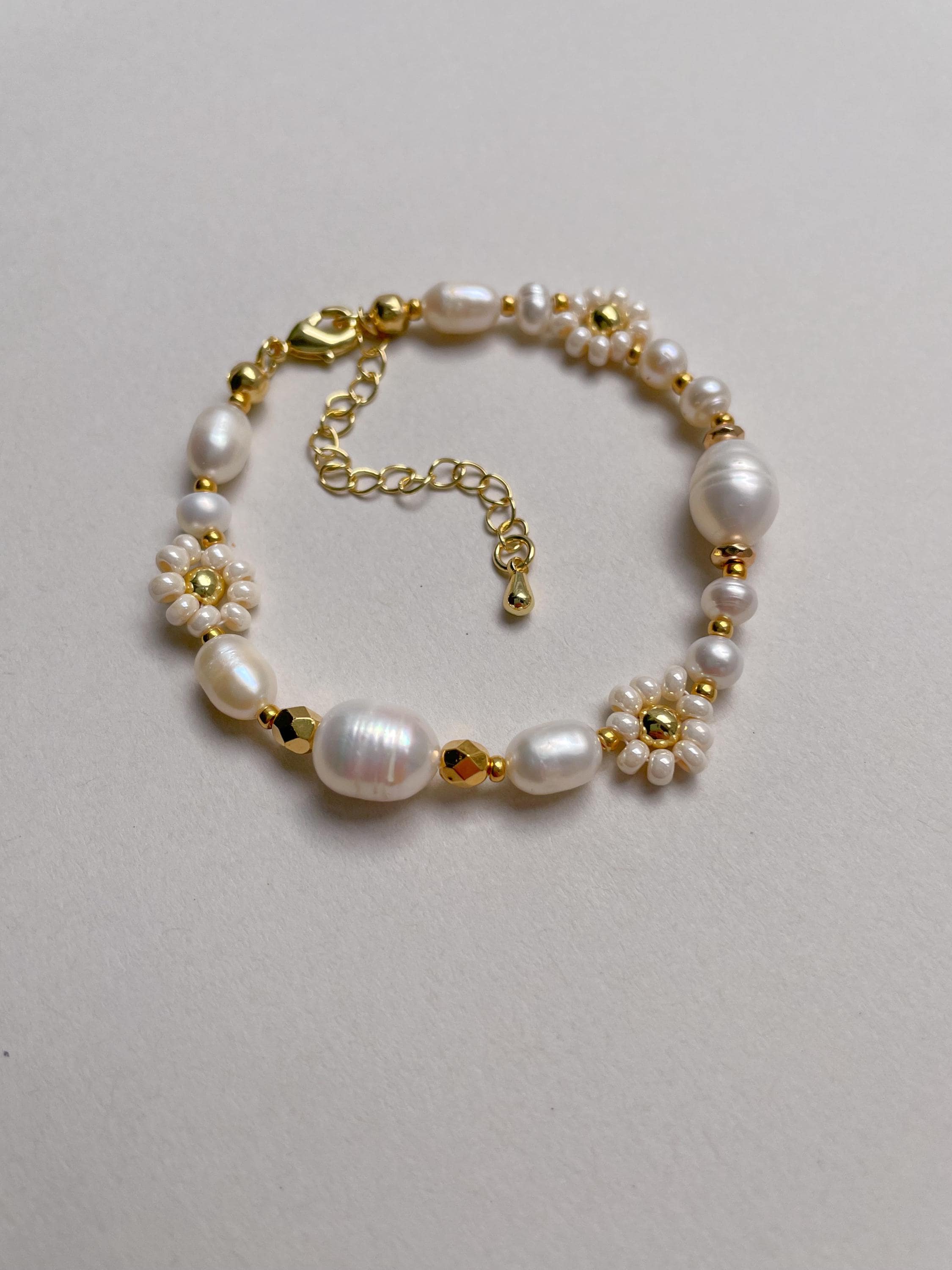 Noelle Bracelet | Flower Beaded Bracelet | Freshwater Pearl