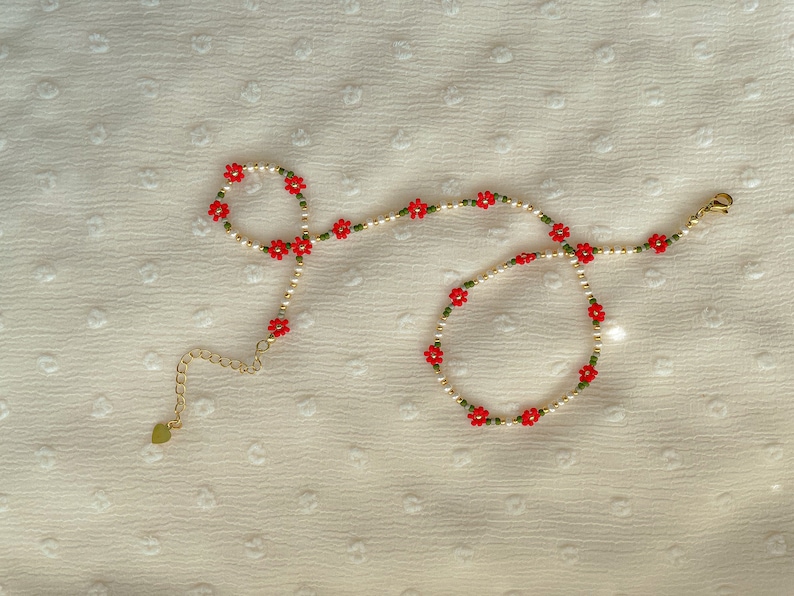 Eleanor Necklace Delicate Poinsettia Flower Necklace Dainty Seed Bead Choker image 3