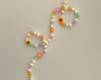 Posie Halskette | Zarte bunte Blumen Halskette | Zierlicher Perlen Choker | Perlenkette