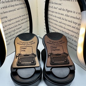 Magic Typewriter Dear Iris/Carver/Customized Name - Bookish Book Lover Gift, Fantasy, Vegan Leather, Rechargeable USB, 3 Light Mode Dimmable