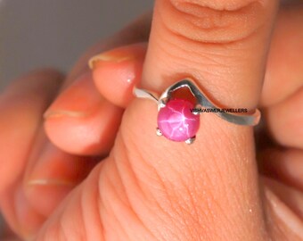 Vintage Star Ruby CZ-ring: sterlingzilveren juli-geboortesteen