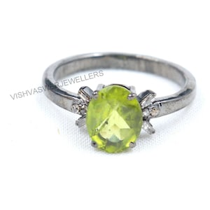 Natural Peridot Oval Cut Solid 925 Sterling Silver Ring For Women, Handmade Silver Hammered Designer Band Ring For Wedding Anniversary Gift