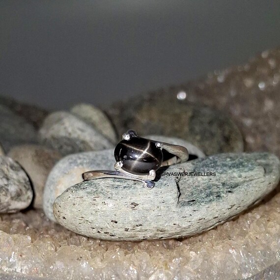 Anillo de zafiro estrella negro en plata de ley 925 Anillo de