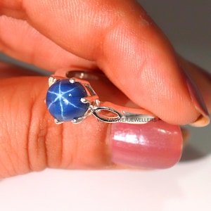 Lindy Star Sapphire Ring: 925 Sterling Silver Solitaire