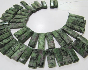 Cuentas baguette de rubí y zoisita: joyería con piedras preciosas verdes y rojas